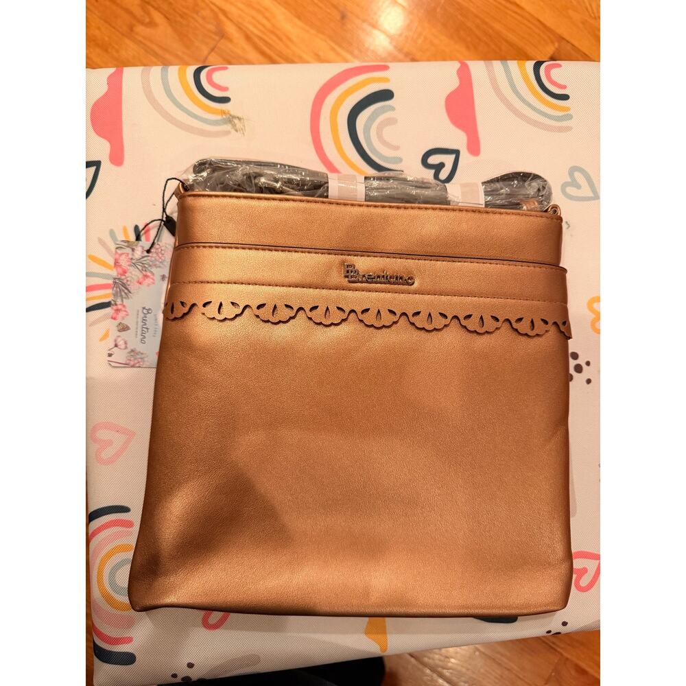 Brentano Square Crossbody W/scalloped Design In Rose Gold 10” x 10” x 1”